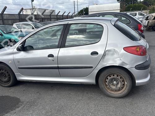 Right front fenders PEUGEOT 206 Hatchback (2A/C) 1.4 HDi eco 70 | BP28184901C42 