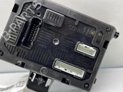 Used Fuse box RENAULT CLIO III (BR0/1, CR0/1) 1.2 16V (BR02, BR0J, BR11, CR02, CR0J, CR11) (75 hp) 19948984