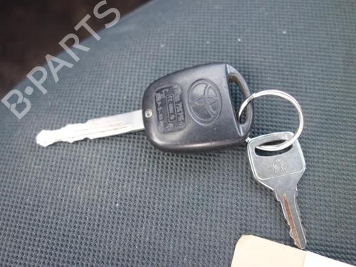 Left mirror TOYOTA YARIS (_P1_) 1.0 (SCP10_, SCP10R) | BP19983212C26 
