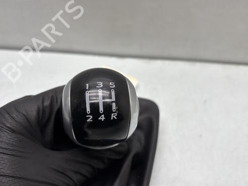Used Shift knob Shift knob CITROËN DS3 (SA_) 1.6 VTi 120 (120 hp) 30515427 30515427