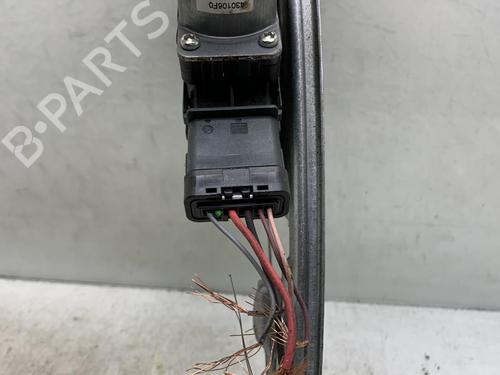 Used Rear right window mechanism Rear right window mechanism RENAULT MEGANE IV Hatchback (B9A/M/N_) 1.5 dCi 110 (B9A3) (110 hp) 20182808 20182808