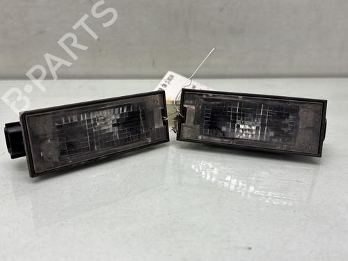 licence-plate-light-dacia-sandero-ii-2012-33774277 main image