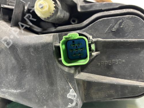 Left headlight FORD MONDEO III (B5Y) 2.0 16V TDDi / TDCi | BP30323234C28 