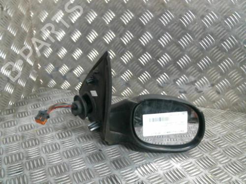 Used Right mirror PEUGEOT 206 Hatchback (2A/C) 1.4 16V (88 hp) 21954717