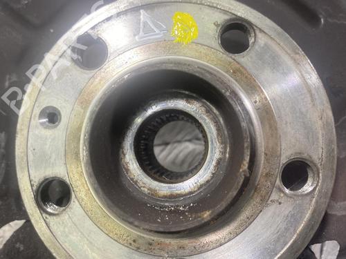 Used Right front steering knuckle VW FOX Hatchback (5Z1, 5Z3, 5Z4) 1.2 (55 hp) 19992322
