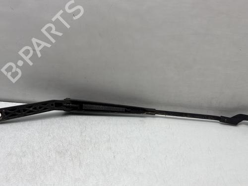 Used Front windshield wiper arm Front windshield wiper arm 29724825 29724825