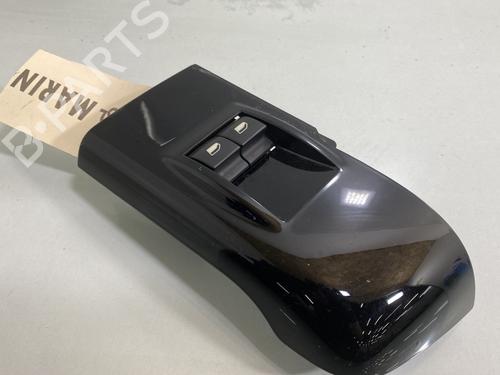 Used Left front window switch CITROËN C3 III (SX) 1.5 BlueHDi 100 (SXYHYP, SXYHTU) (102 hp) 29939279