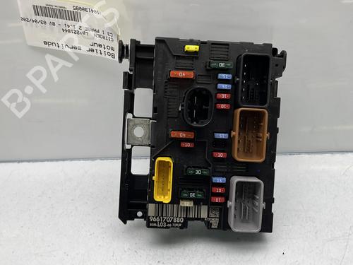 Used Fuse box CITROËN C3 I (FC_, FN_) 1.4 i (73 hp) 26527833