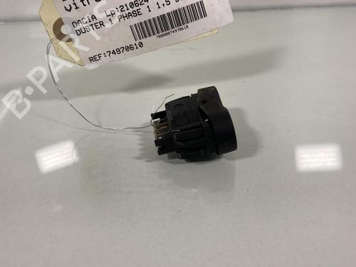 Used Left front window switch Left front window switch DACIA DUSTER (HS_) 1.5 dCi (HSMC) (107 hp) 19972077 19972077