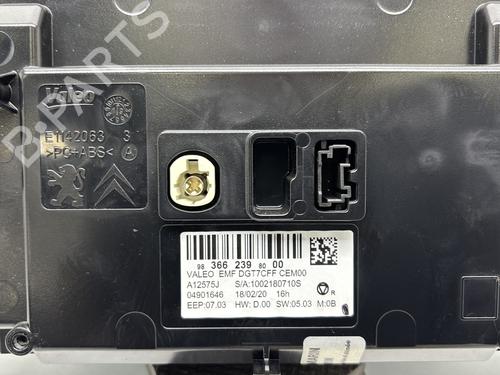 Used Display monitor Display monitor 29939174 29939174