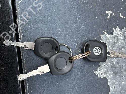 Left headlight VW POLO (6N2) 1.4 TDI | BP30907463C28  - Image 17