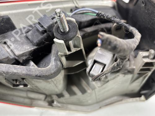 Used Right taillight Right taillight RENAULT LAGUNA III (BT0/1) 2.0 dCi (BT01, BT08, BT09, BT0E, BT0K, BT12, BT1C, BT1D,... (150 hp) 31189547 31189547