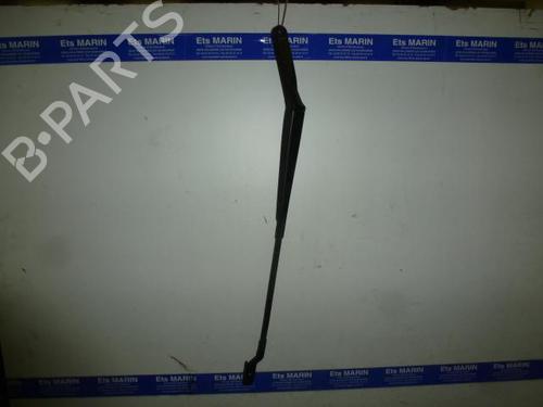Used Front windshield wiper arm PEUGEOT 308 I (4A_, 4C_) 1.6 16V (120 hp) 20036359