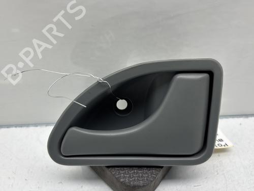 Høyre foran invendig håndtak RENAULT TWINGO I (C06_) 1.2 (C066, C068) (58 hp) 29939535