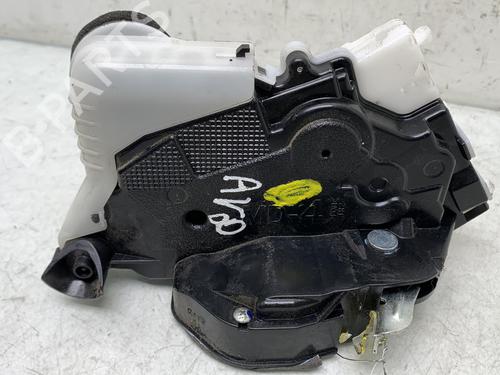 Used Front right lock Front right lock TOYOTA YARIS (_P13_) 1.5 Hybrid (NHP130_, NHP130) (101 hp) 19994863 19994863