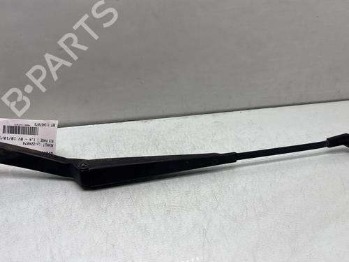 Used Front windshield wiper arm RENAULT 19 I (B/C53_) 1.4 Cat (B/C532) (58 hp) 29724825