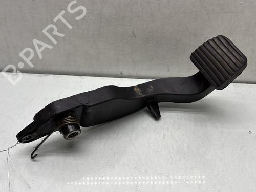 Used Clutch pedal PEUGEOT 206 Hatchback (2A/C) 1.4 i (75 hp) 28281454