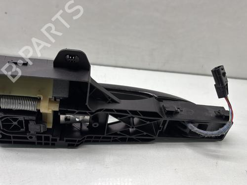 front-right-exterior-door-handle-renault-megane-iv-hatchback-b9amn_-2015-29453268 main image