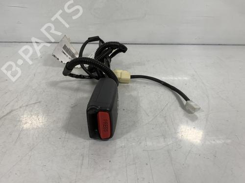Seat buckle TOYOTA YARIS (_P9_) 1.4 D-4D (NLP90_, NLP90R) | BP20010480I32 