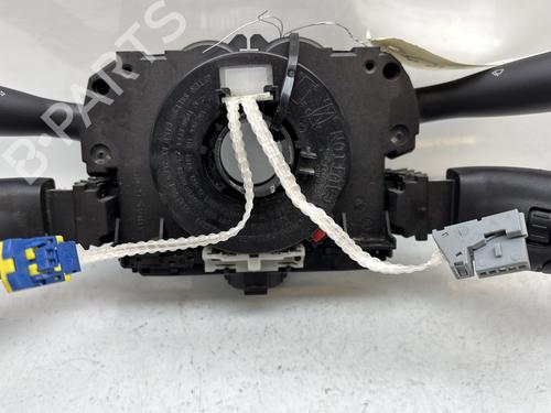 Used Steering column stalk Steering column stalk PEUGEOT 308 I (4A_, 4C_) 1.6 HDi (109 hp) 33484840 33484840