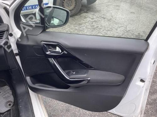 Fuse box PEUGEOT 208 I (CA_, CC_) 1.6 HDi / BlueHDi 75 | BP19959481E1 