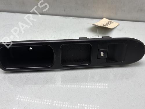 Used Right front window switch PEUGEOT 207 (WA_, WC_) 1.6 HDi (90 hp) 28281476
