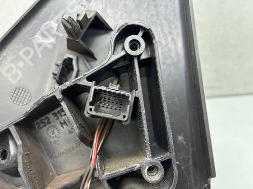 right-mirror-renault-megane-iii-hatchback-bz01_-b3_-2008-36338953 main image
