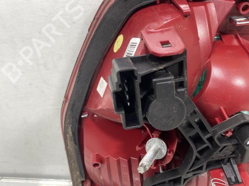 Used Right tailgate light Right tailgate light CITROËN C5 III Break (RW_) 2.0 HDi (136 hp) 19955167 19955167