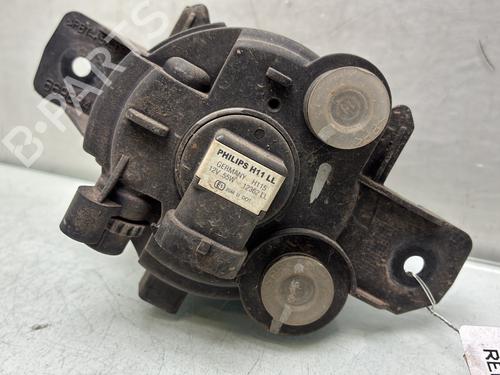 Used Right front fog light Right front fog light RENAULT CLIO II (BB_, CB_) 1.4 16V (B/CB0P, BB13) (98 hp) 33659273 33659273