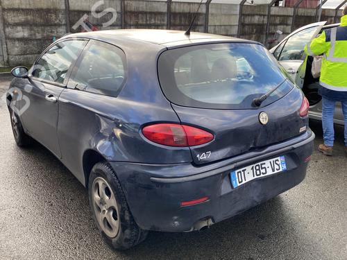 Right front indicator ALFA ROMEO 147 (937_) 1.6 16V T.SPARK (937.AXA1A, 937.AXB1A, 937.BXB1A) | BP36364386C33  - Image 28