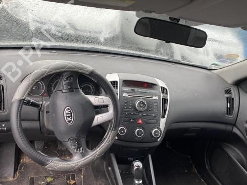 Warning switch KIA CEE'D Hatchback (ED) 1.6 CRDi 115 | BP19966091I22 - Image 28