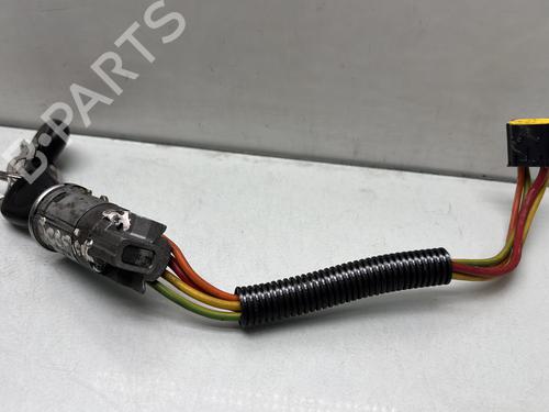 Used Ignition barrel RENAULT SCÉNIC I MPV (JA0/1_, FA0_) 1.6 (JA00, JA16, JA15, JA19, JA1V, JA2B, JA2C, JA0B,... (107 hp) 29453256