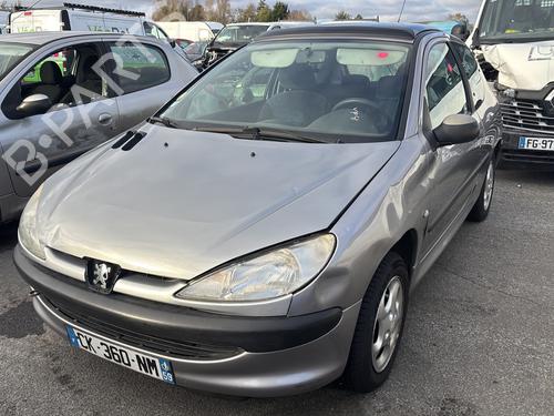 Pièces Détachées Usagées PEUGEOT 206 Hatchback (2A/C) 1.4 i (75 hp) 4361842