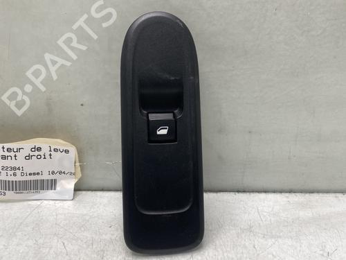 Used Right front window switch Right front window switch CITROËN C3 II (SC_) 1.6 HDi (92 hp) 32384072 32384072