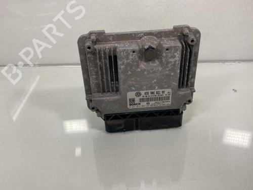Used Engine control unit (ECU) Engine control unit (ECU) VW TOURAN (1T1, 1T2) 1.9 TDI (105 hp) 21196899 21196899