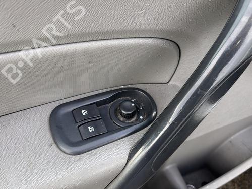 Fuse box RENAULT KANGOO Express (FW0/1_) 1.5 dCi 70 (FW0A, KW0V) | BP37755331E1 - Image 9