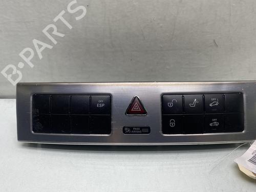 Advarselsbryter MERCEDES-BENZ C-CLASS (W203) C 220 CDI (203.008) (150 hp) 28280889