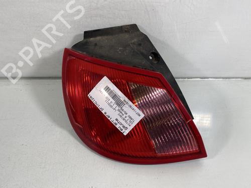 Feu arrière gauche MITSUBISHI COLT VI (Z3_A, Z2_A) 1.5 DI-D (Z39A) (95 hp) 28100332