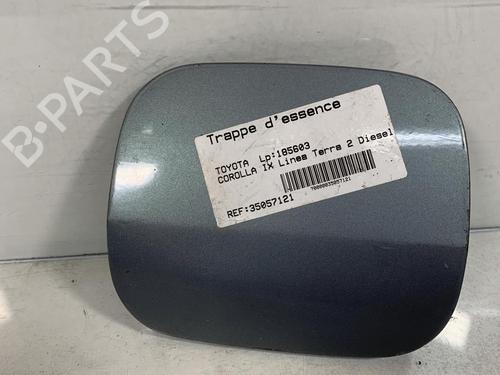 Used Fuel flap TOYOTA COROLLA (_E12_) 2.0 D-4D (CDE120_, CDE120R) (90 hp) 19983399
