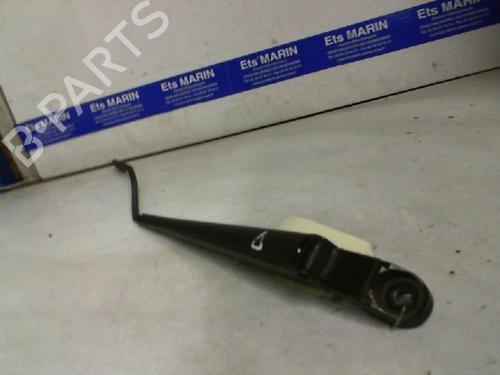 Used Front windshield wiper arm PEUGEOT 306 Hatchback (7A, 7C, N3, N5) [1993-2003]  19987205