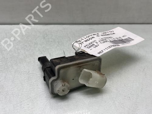 Brændstofdæksel aktuator PEUGEOT 5008 II (MC_, MJ_, MR_, M4_) 1.5 BlueHDi 130 (MCYHZJ, MCYHZR, MCYHZX) (131 hp) 30125936