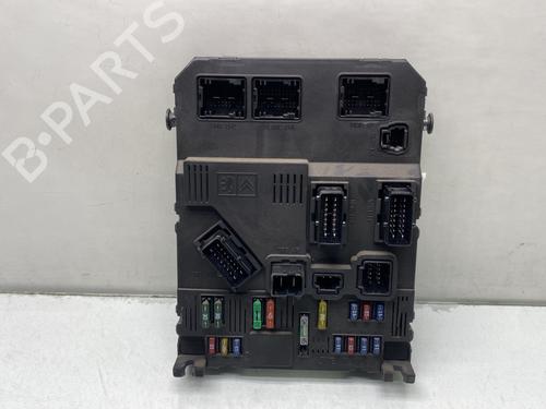 Used Fuse box PEUGEOT 206 Hatchback (2A/C) 2.0 HDI 90 (90 hp) 31206007