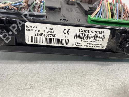 Used Fuse box Fuse box RENAULT MEGANE III Coupe (DZ0/1_) 1.5 dCi (DZ0B) (106 hp) 19996231 19996231