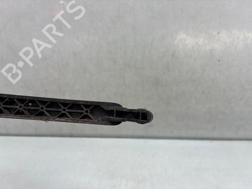 Used Rear windshield wiper arm Rear windshield wiper arm 37172080 37172080
