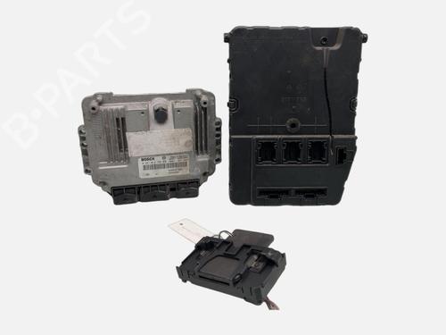 Used Electronic module Electronic module RENAULT SCÉNIC II (JM0/1_) 1.9 dCi (JM0G, JM12, JM1G, JM2C) (120 hp) 40533605 40533605