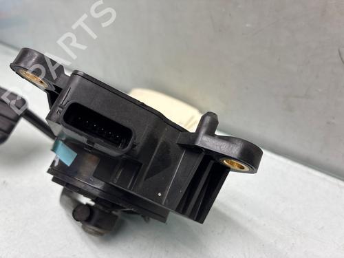 pedal-renault-clio-iii-br01-cr01-2005-2006-2007-2008-2009-2010-2011-2012-2013-2014-39653555 main image