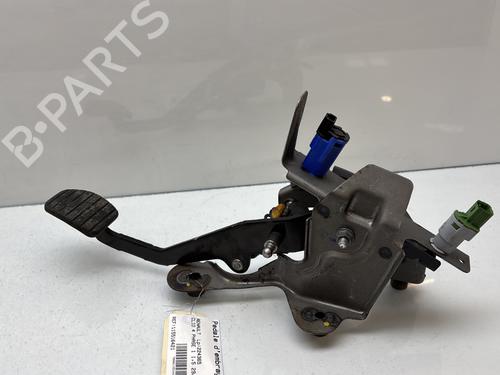 Used Clutch pedal Clutch pedal RENAULT CLIO IV (BH_) 1.5 dCi 75 (75 hp) 33174977 33174977