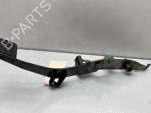Used Clutch pedal PEUGEOT 108 1.0 VTi 72 (72 hp) 30872090