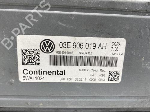 Used Engine control unit (ECU) VW POLO V (6R1, 6C1) 1.2 (70 hp) 21196930