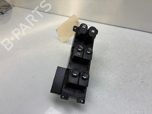 Left front window switch HYUNDAI i30 Estate (FD) 1.6 CRDi | BP39607093I27 - Image 2